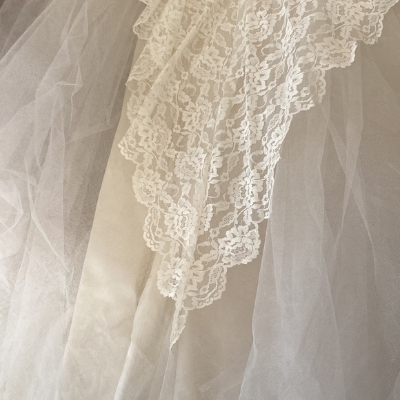 Vintage 1950’s white wedding dress. Size xs. 32” chest‎ 24” waist. Bag b53 ACE - Picture 9 of 9